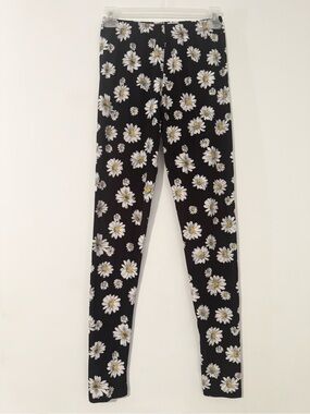 Eevee Daisy Print Leggings